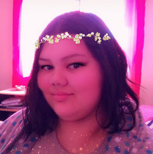 Meet your Posher, Jade